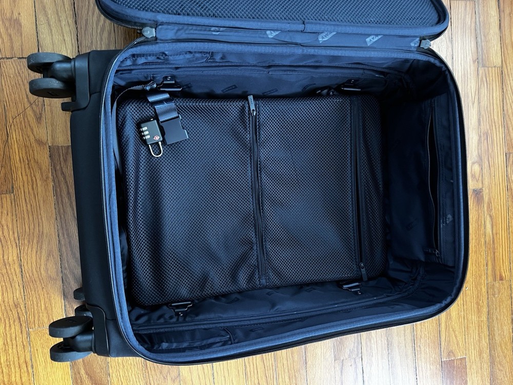 Away Softside flex carry on Expendable Luggage Black