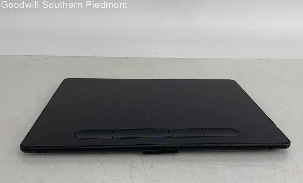Wacom Intuos CTL-6100WL Graphics Tablet with Stylus Pen Bundle - Tested
