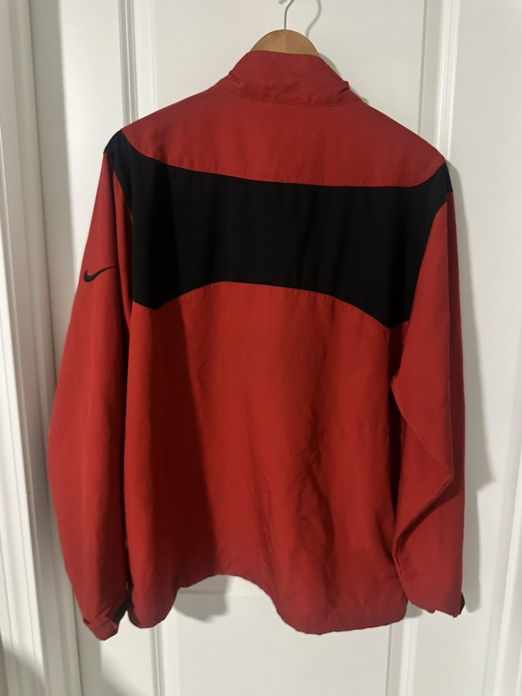 Nike Men’s Red Golf Lightweight Jacket Large