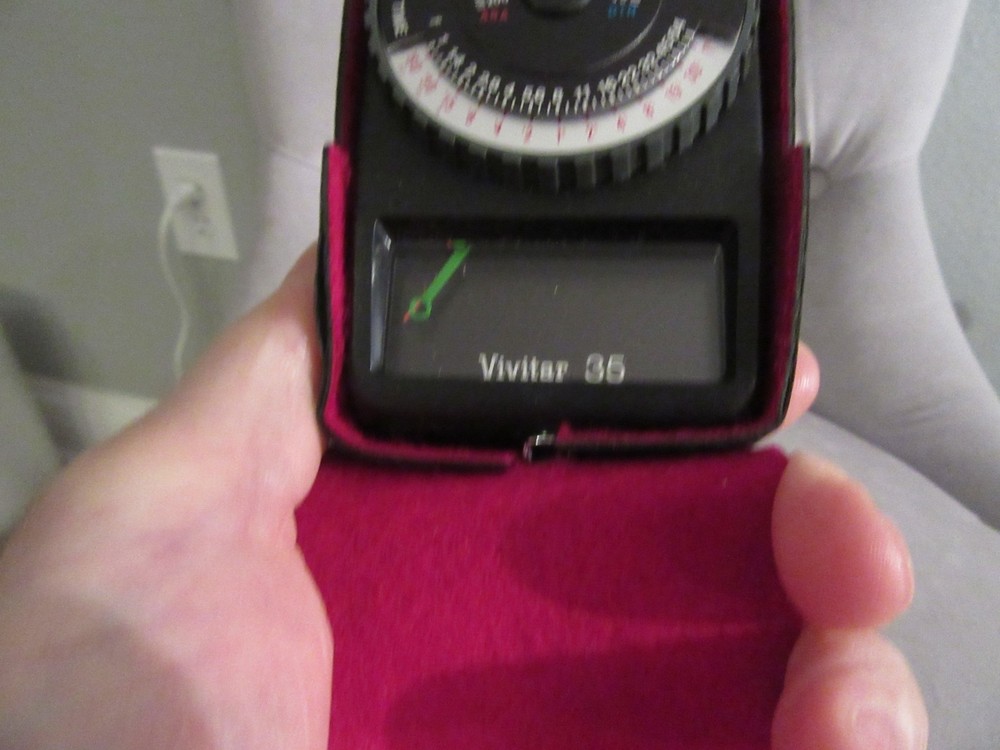 Working Selenium Vivitar 35 Light Meter for Photography No Battery Needed