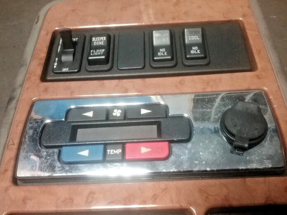 INTERNATIONAL SLEEPER CONTROL PANEL XS168583