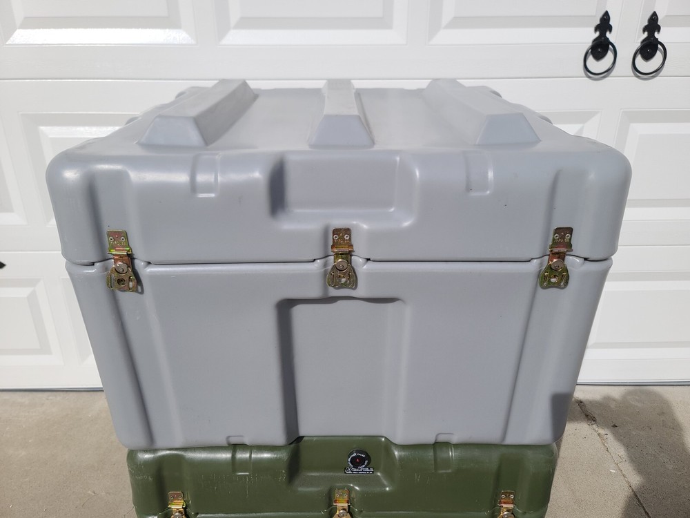 29x27x20 Hardigg Case Gray