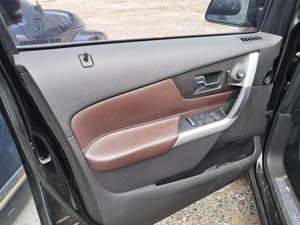 EDGE 2014 Glove Box 4848171