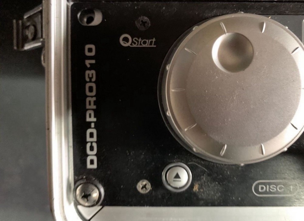 American Audio DCD-Pro310 Professional Dual CD Player - Untested