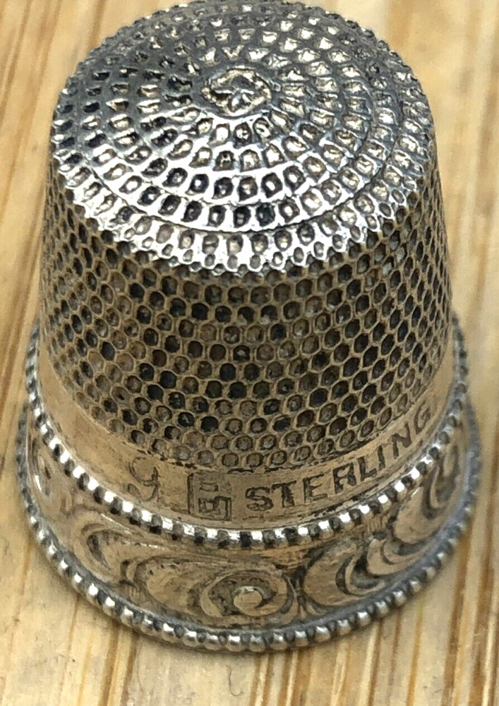 Vintage Sterling Silver Thimble, size 9, nice