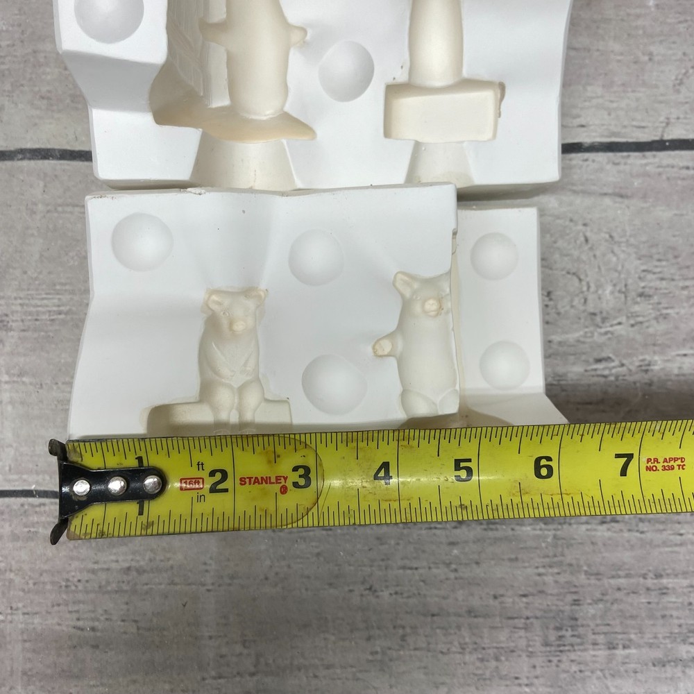 Weaver Ceramic Casting Mold Pig Out House #359