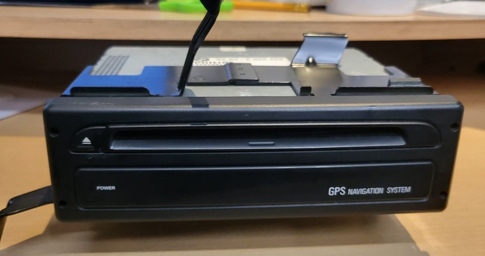 Philips BMW NAV SAT NAVIGATION GPS SYSTEM COMPUTER 22SY591/23