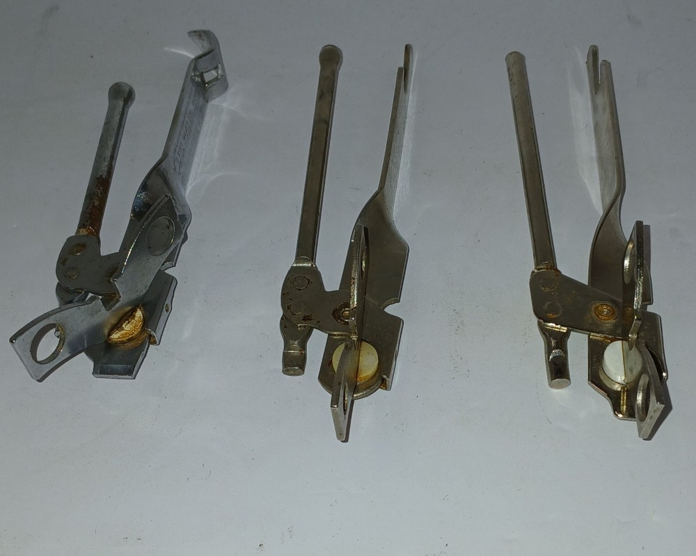 Vtg Can Openers (Manuel)