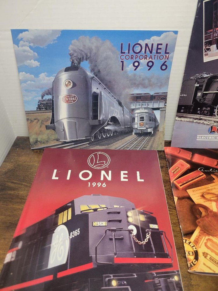 Lionel Booklet Lot