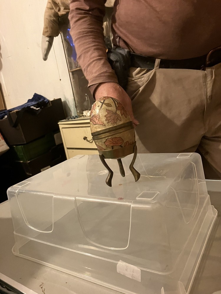 Metal Russian Style Egg On Stand