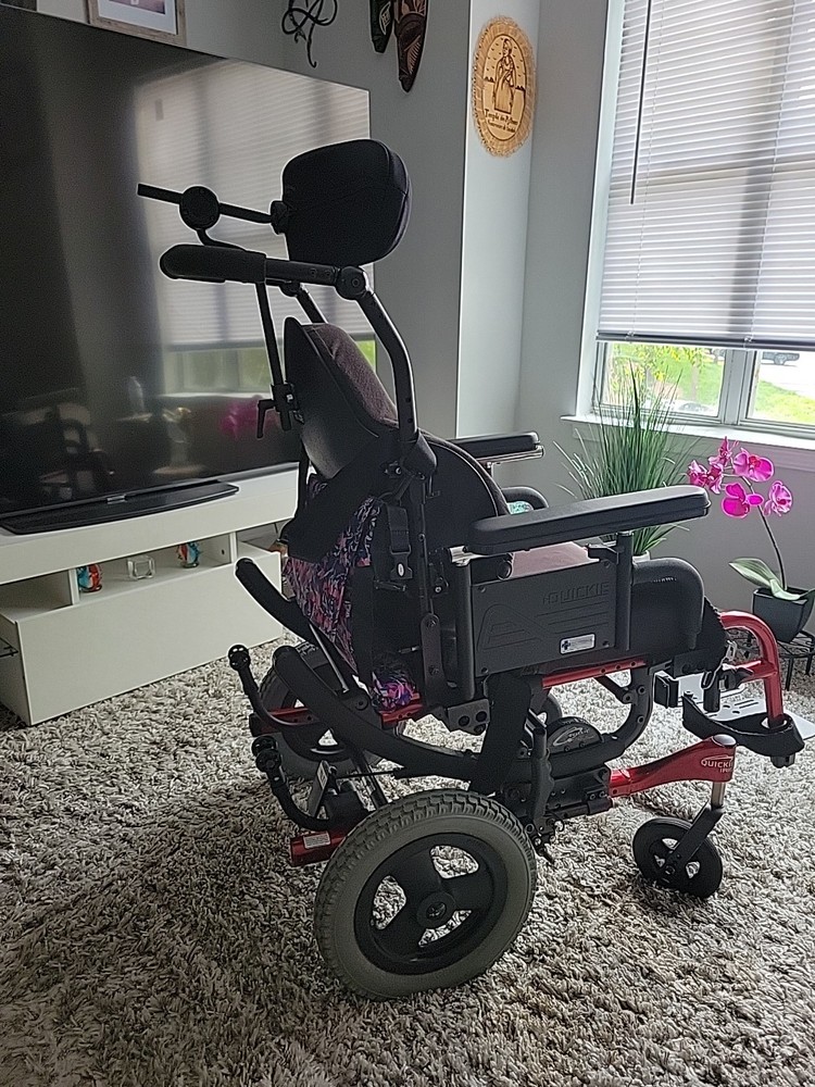 Quickie IRIS. Used Handicap Wheelchair.