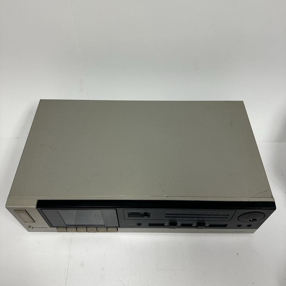 Mitsubishi Stereo Cassette Deck DT -2 Medallion