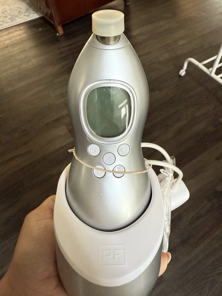 RF Redefine Macro Exfoliator Microdermabrasion Tool