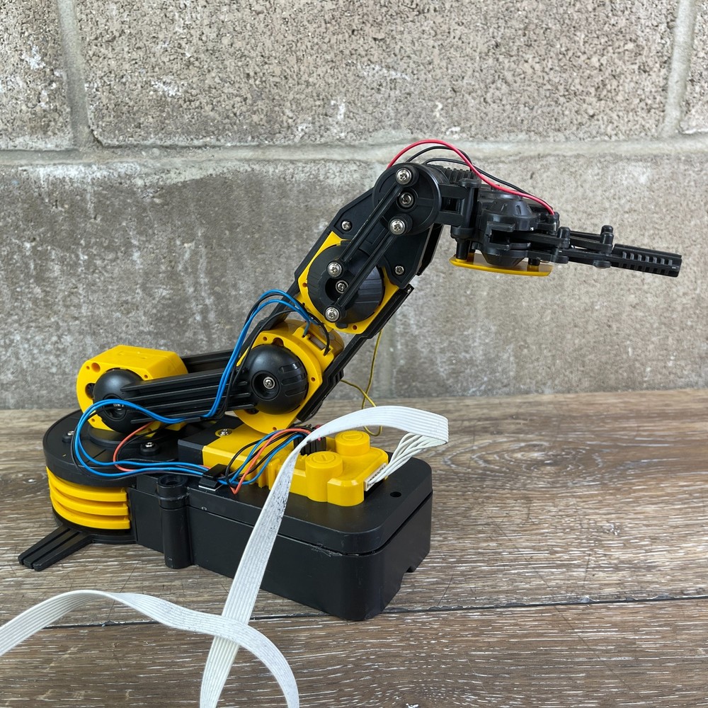 Black/Yellow Robotic Arm Edge Kit With Wired Controller with remote