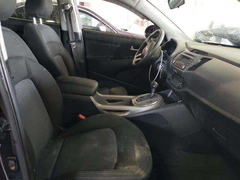 SPORTAGE 2016 Glove Box 343409