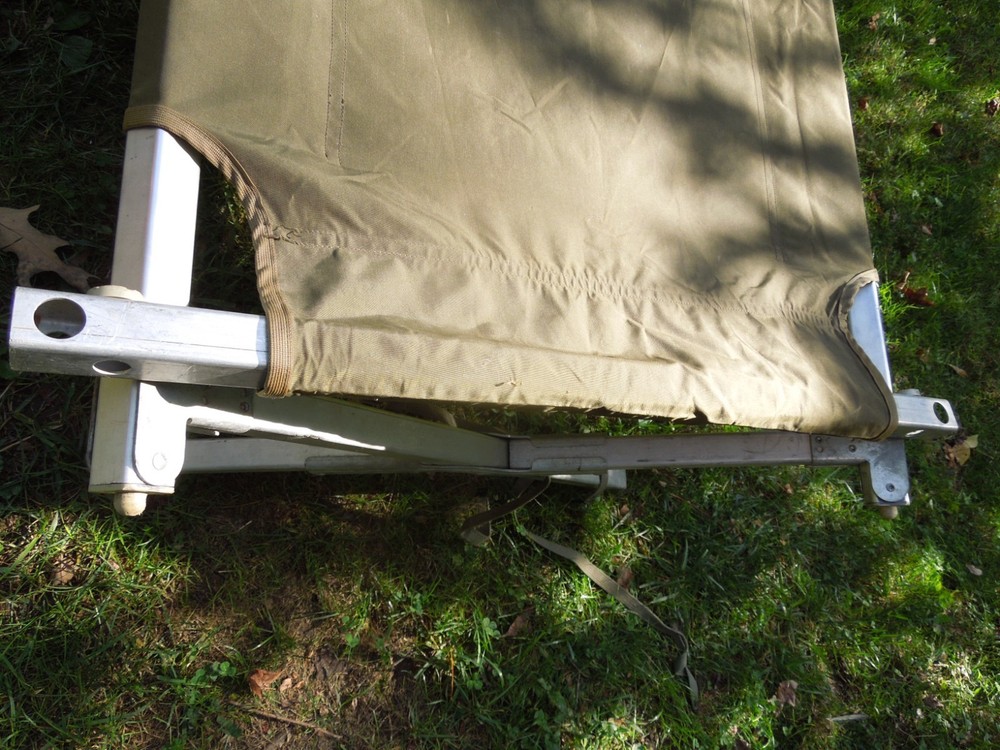 US Military Issue Compact Lightweight Foldable Aluminum Sleep Cot #3 Needs Work