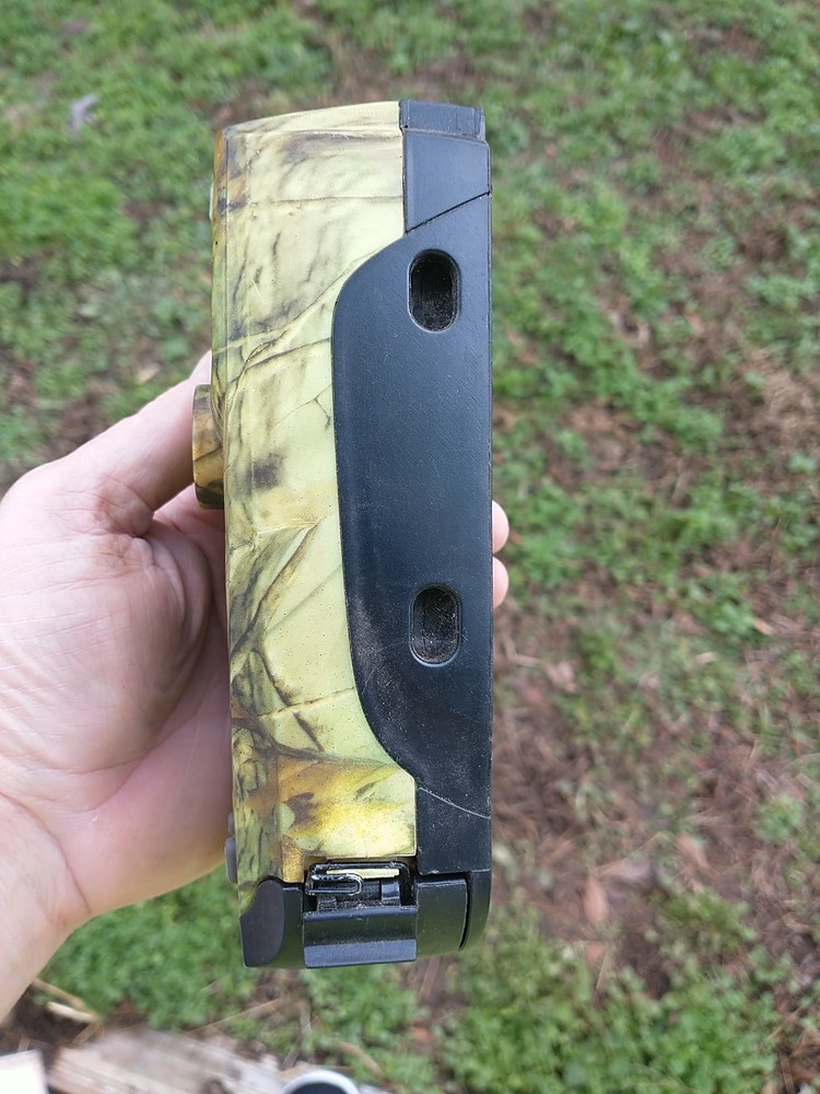 Superhunter Trail Camera Model SH6M-B Battery Operated