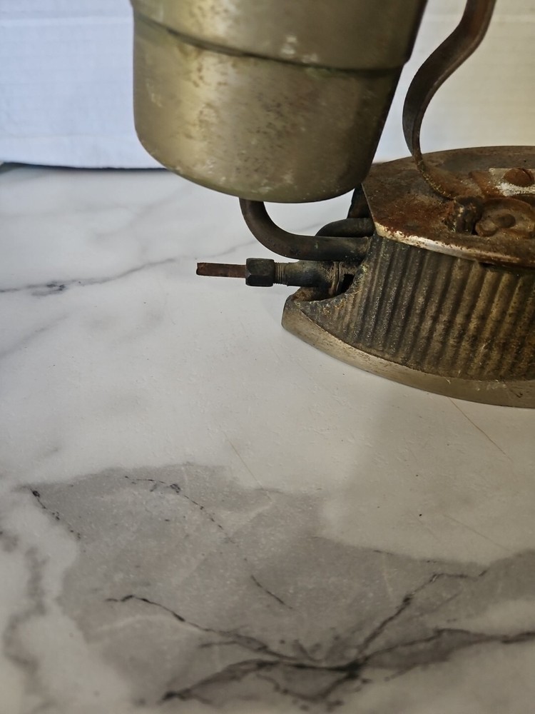 VINTAGE CLOTHING IRON