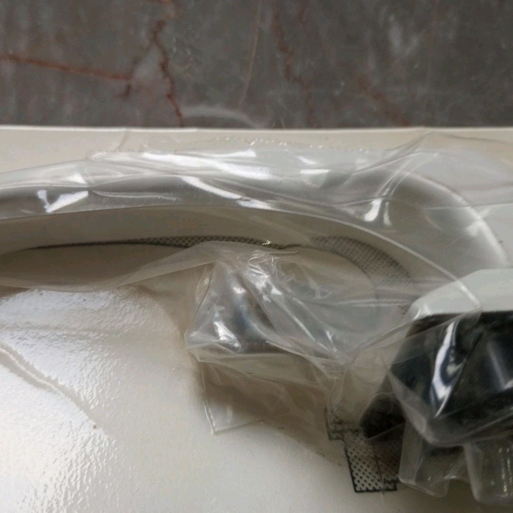 NOS 1991 Andersen New Perma Shield Gliding Window Lock Handle White