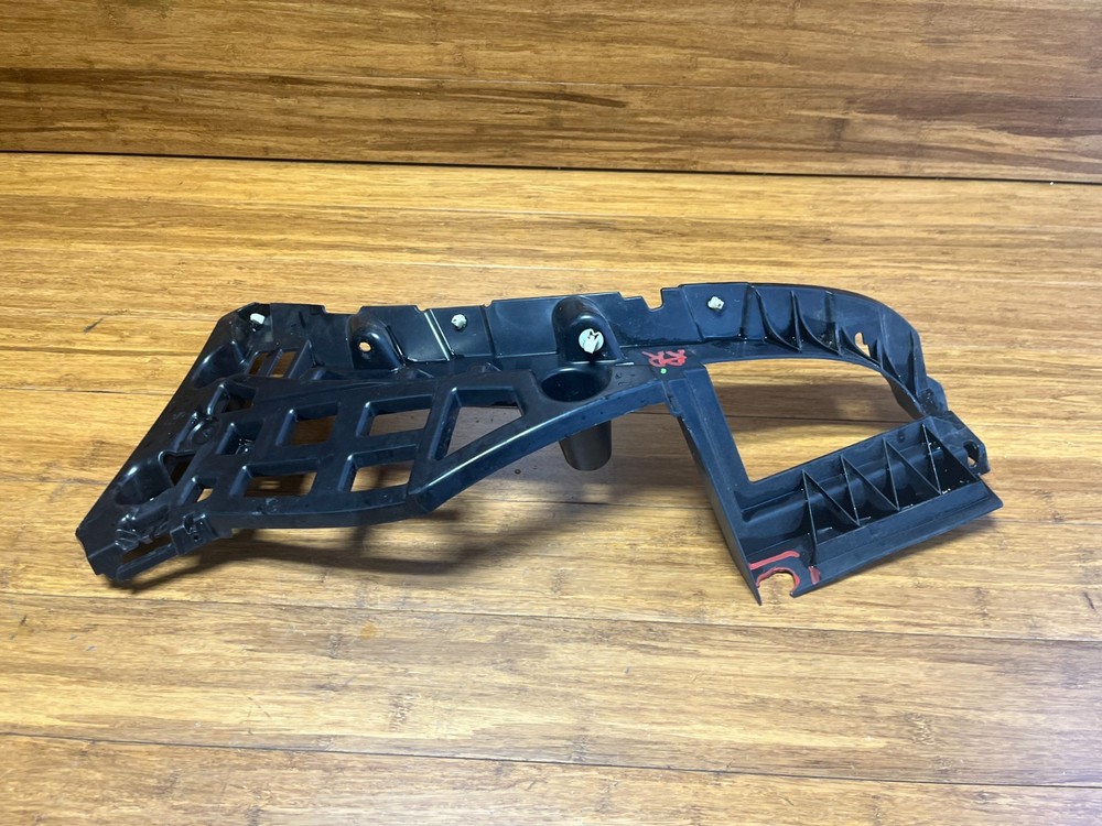 2015-2021 Porsche Macan S 95B Rear Right & Left Support Bracket Set 2 OEM NOTE
