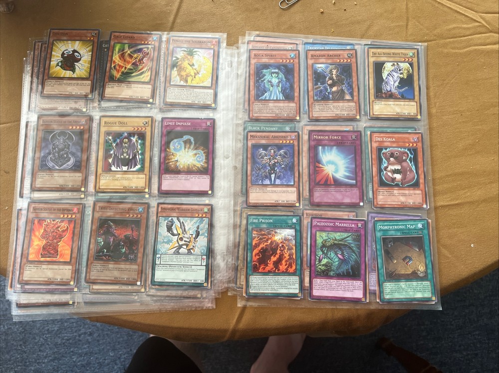 🔥🔥🔥🔥Yugioh 11 Page Binder Collection
