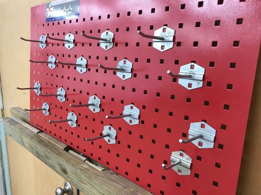 AUTO BODY FRAME MACHINE TOOL AND CLAMP BOARD WITH HANGERS!!
