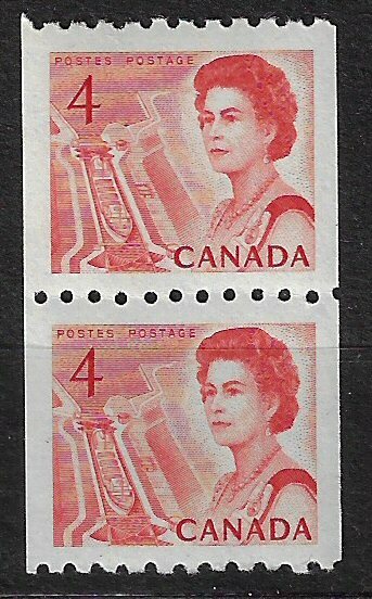 CANADA COIL pair    467i     MNH