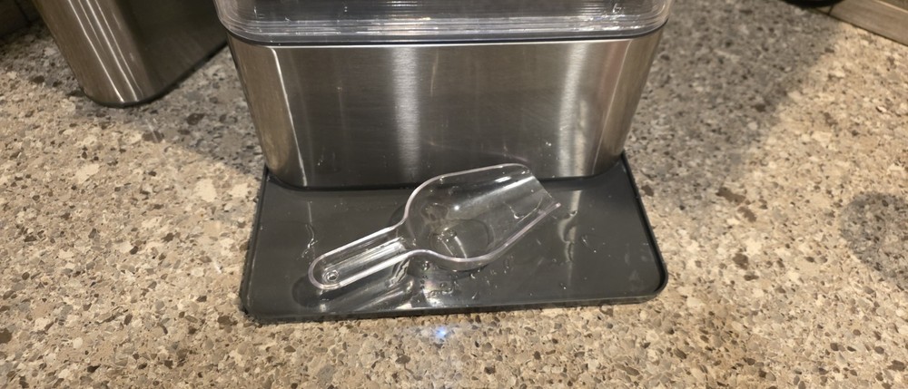 GE ICE MAKER 🧊