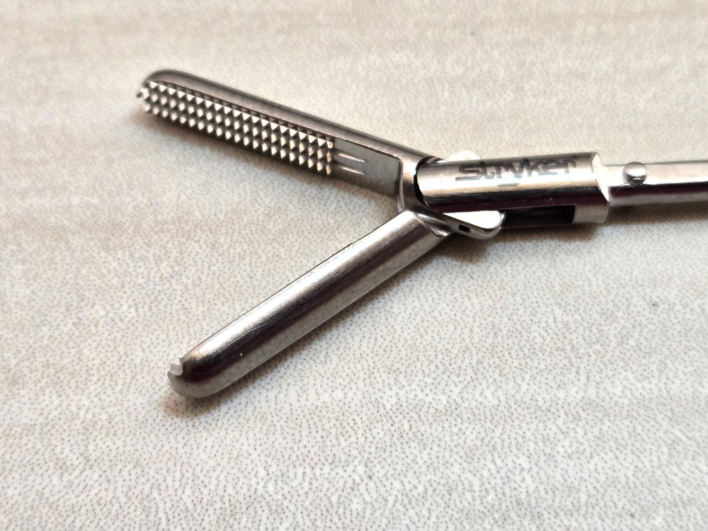 Stryker 250-080-314 Double-Action DeBakey Grasper Insert