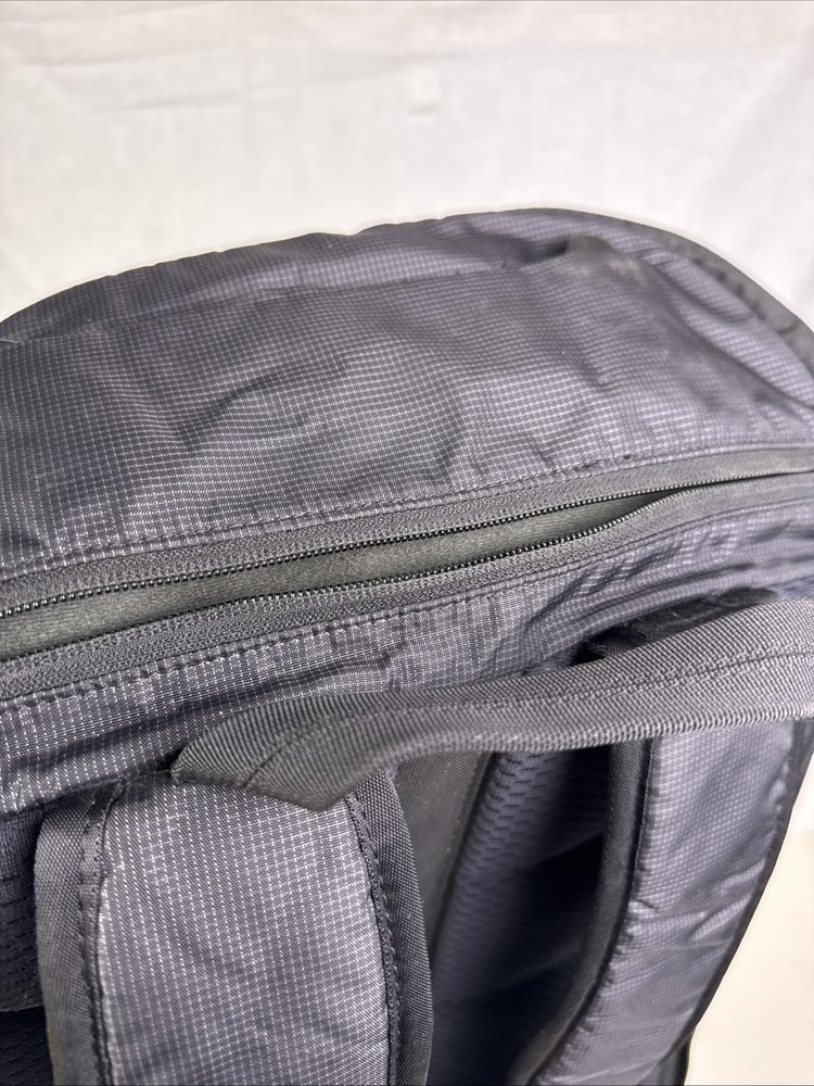 Thule Enroute Backpack 23L Black/Grey