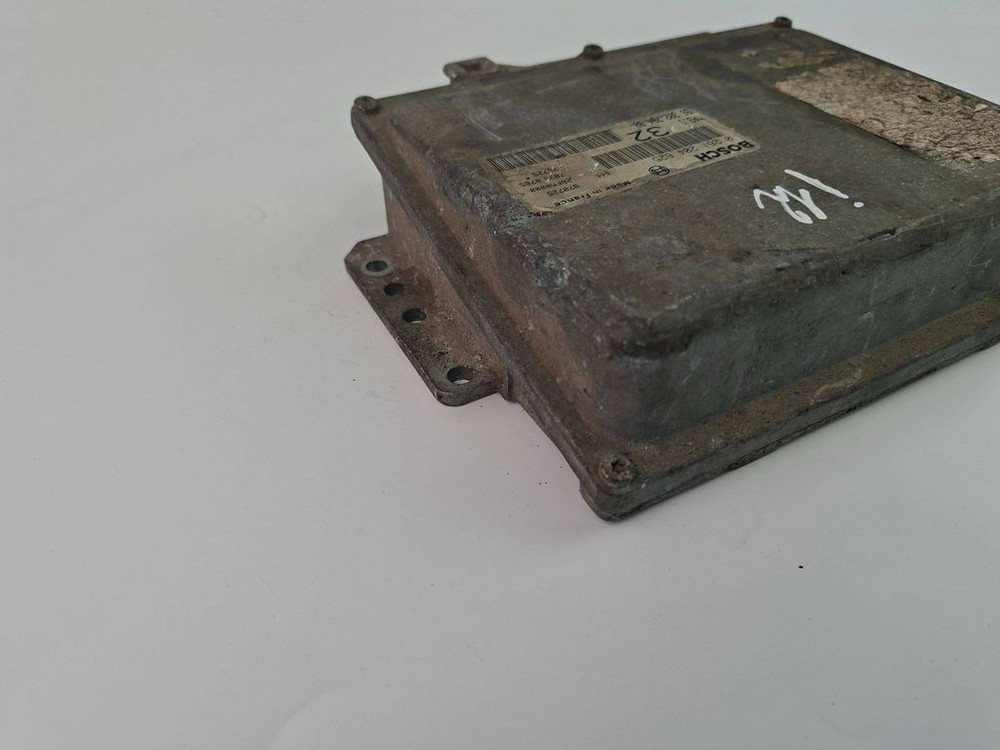 Peugeot 106 2000 Engine Control Module ECU 9630278480 BVV3032