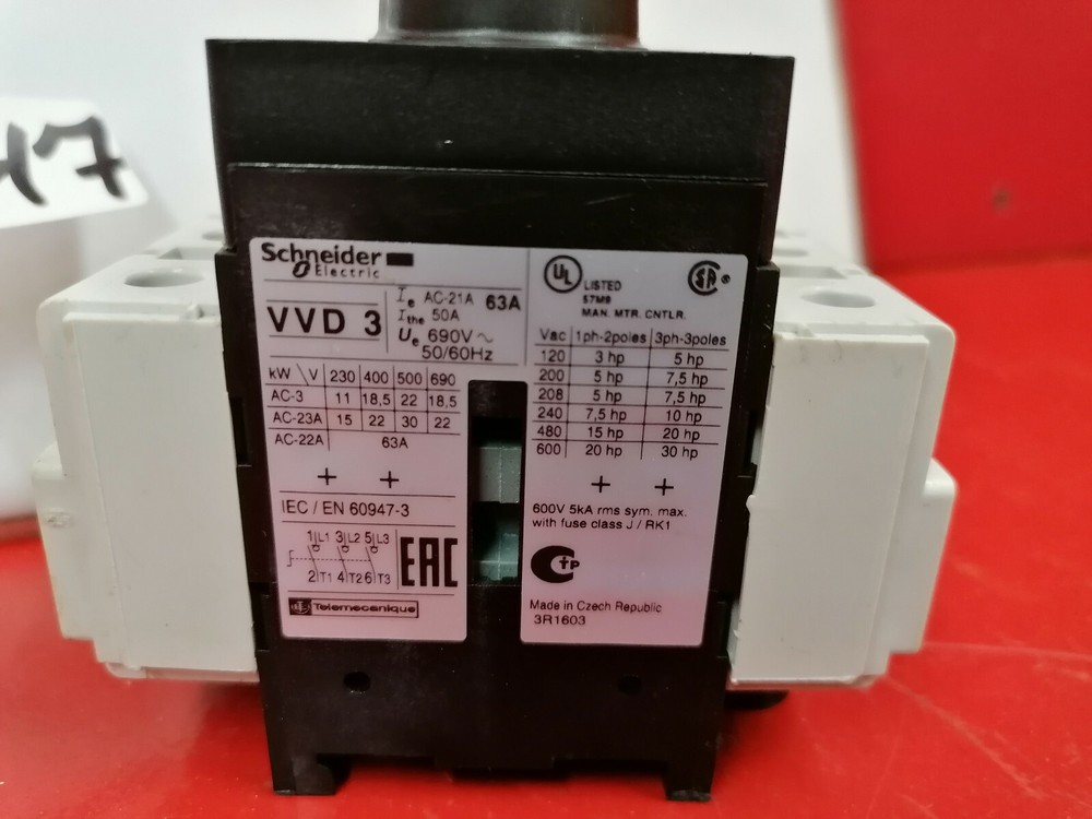 Schneider Disconnect Switch VVD 3 690V/63A