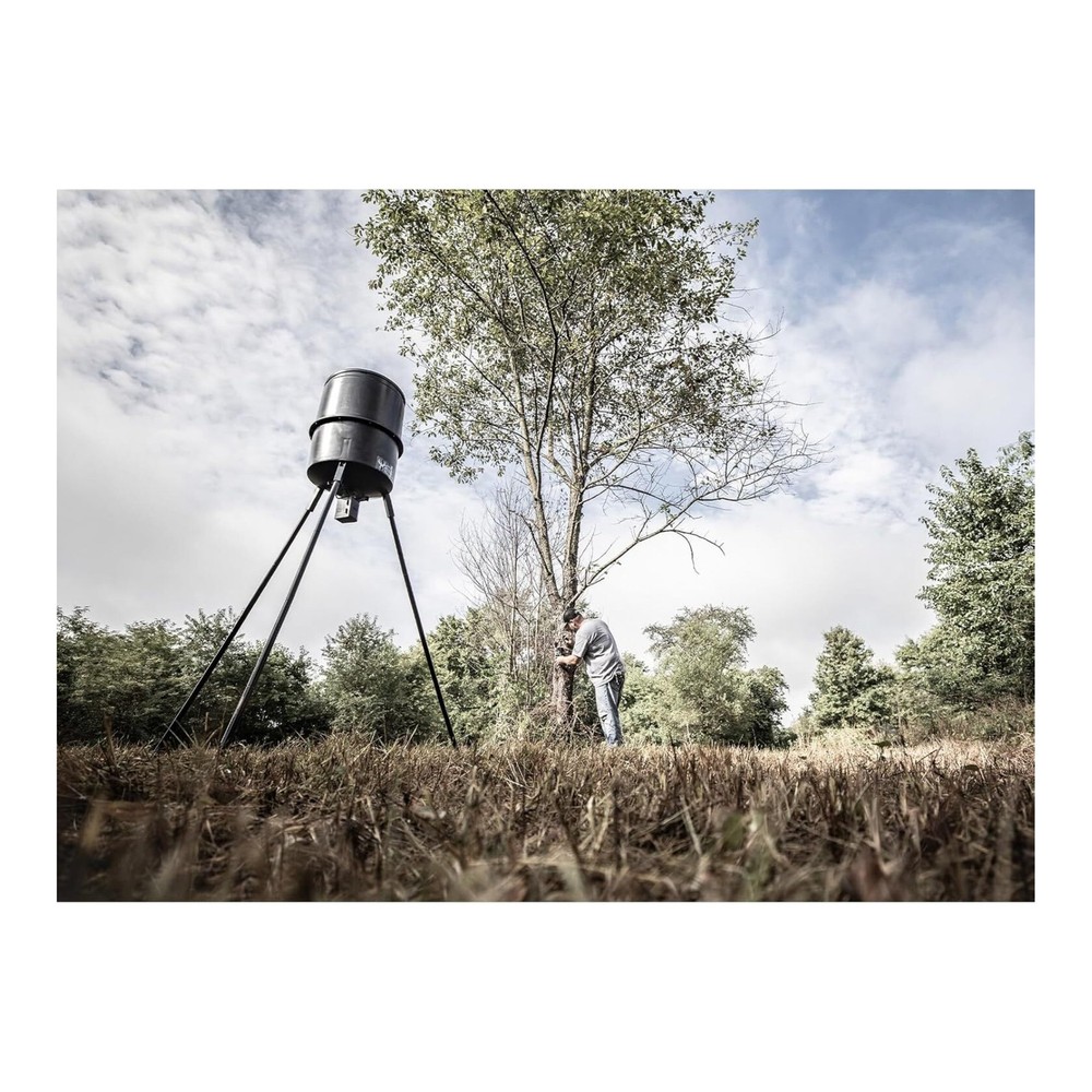 Wildgame Innovations Quick-Set 270 lbs Poly Barrel Game Feeder with Timer