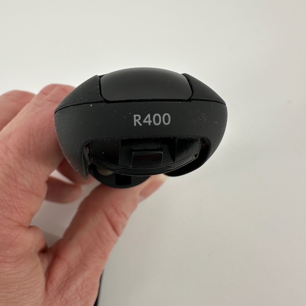 Logitech R400 Laser Presentation Remote Clicker - USB Wireless - Tested & Works