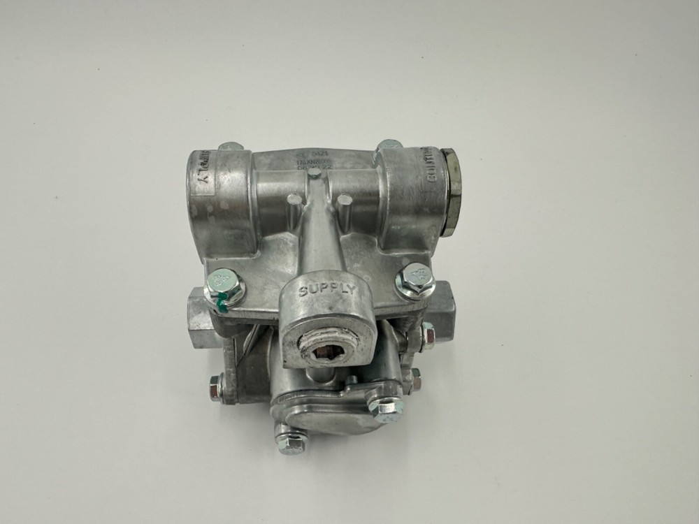 RT4 Multi-Function Trailer Spring Brake Valve - Automann KN26000