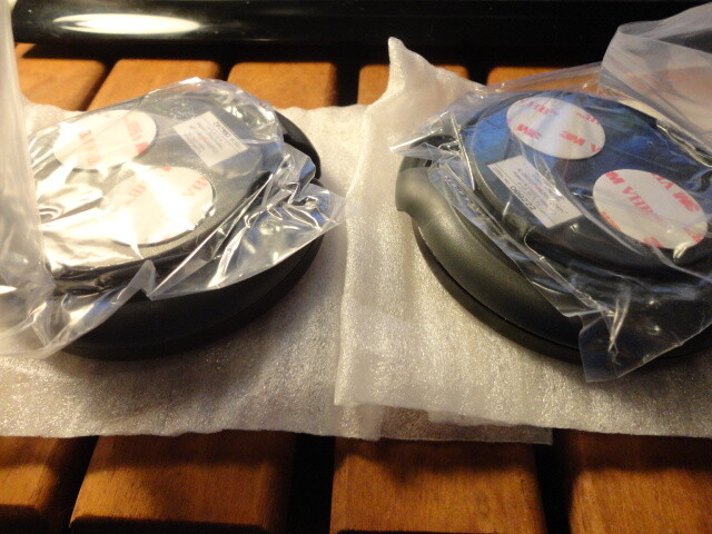 SET OF 2 WEIGHTED CABLE HOLDERS