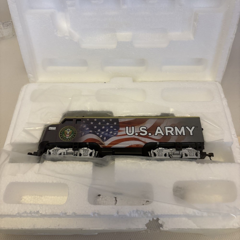 Bradford Exchange U.S. Army Model Train H006