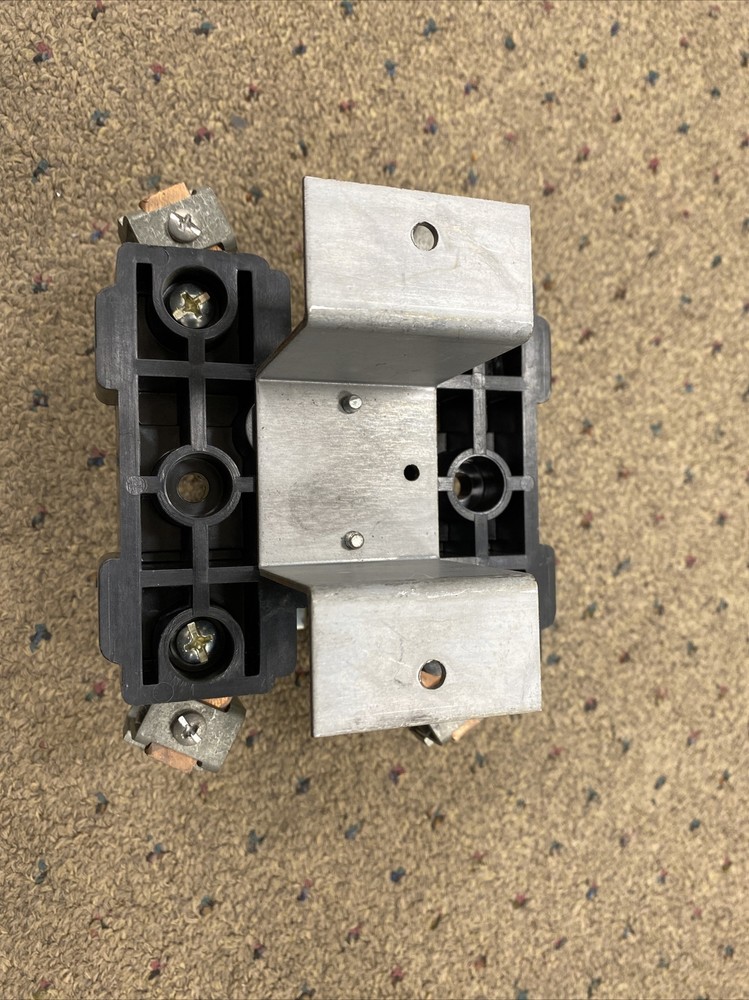 CHALLENGER / BRYANT Replacement Meter Socket 200 Amp 120/240v 4 Jaw