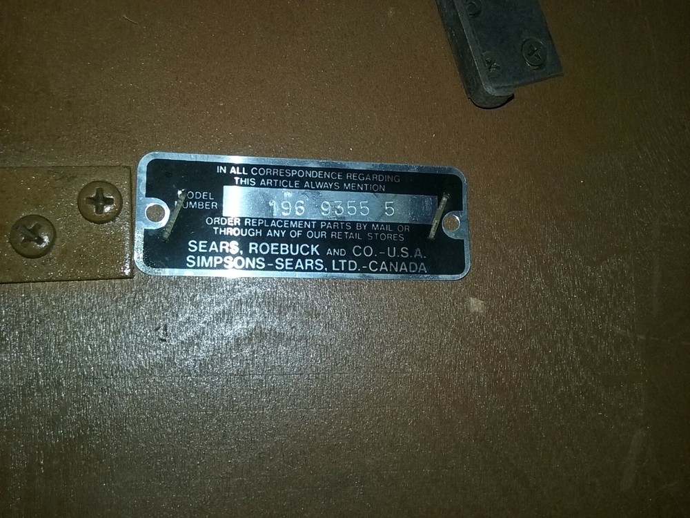 VINTAGE (Sears Kenmore sewing machine) Model# 196 9355 5