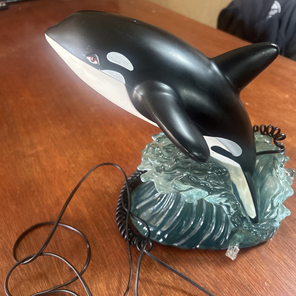 Orka Whale Phone