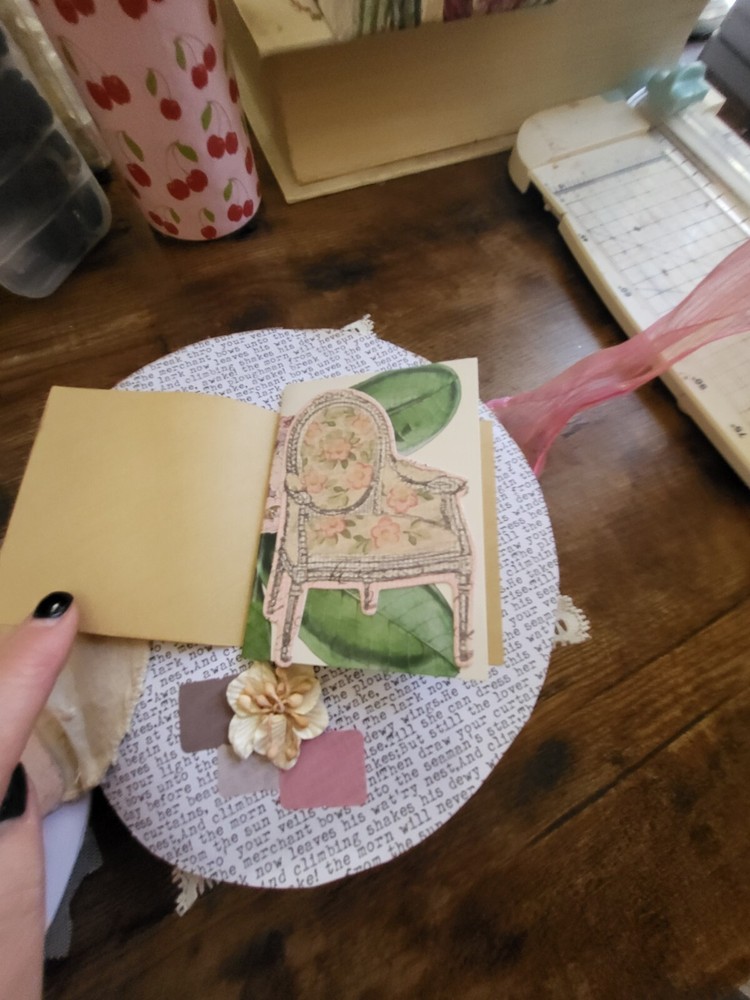 Antique Round Floral Journal