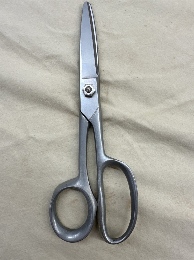 Gingher Knife Edge Chromium Shears 8"-With Sheath ~ SHARP!
