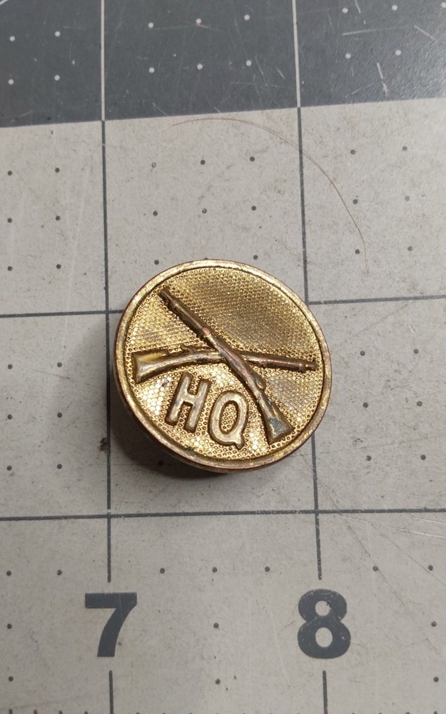 WWI & Post US Army Infantry Headquarters Collar Disc
