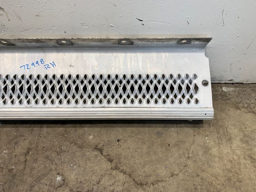 2013 Peterbilt 384 Step (723-10537)