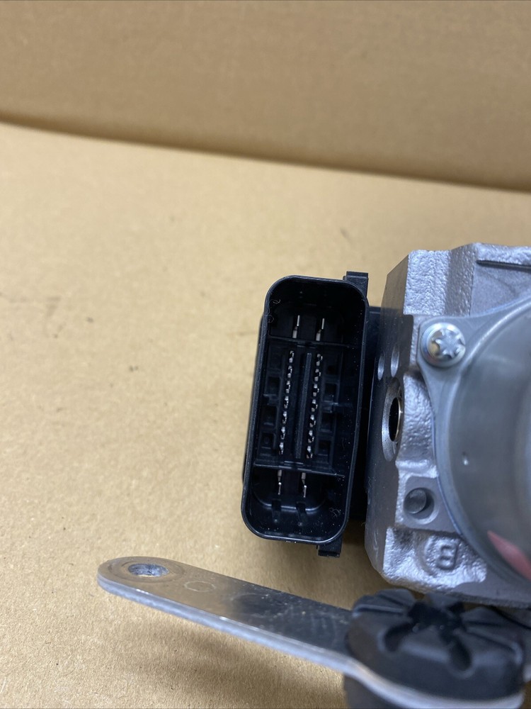 Honda Cbr1000rr-r Fireblade Sp 2024 ABS Pump Controller