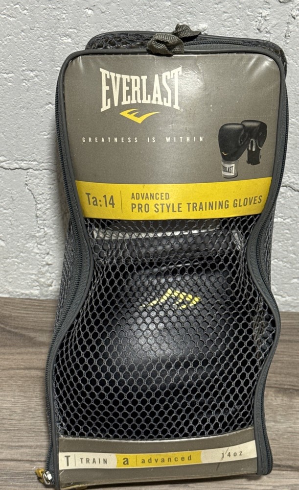Everlast Advanced Pro Style Boxing Training Gloves 14 Oz.