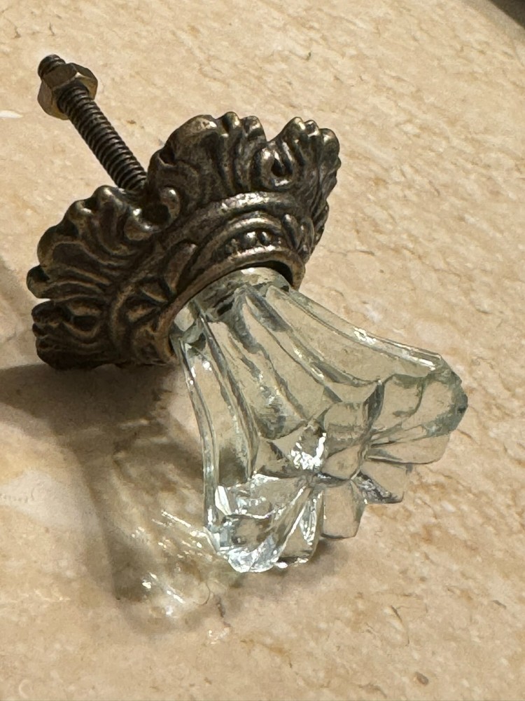 Vintage-Brass Metal Flower Crystal Clear Solid Glass bronzed Knob Handle pulls