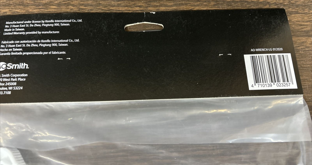 A.O. Smith H: 13.38 W: 7.04 Plumbing Tools Set