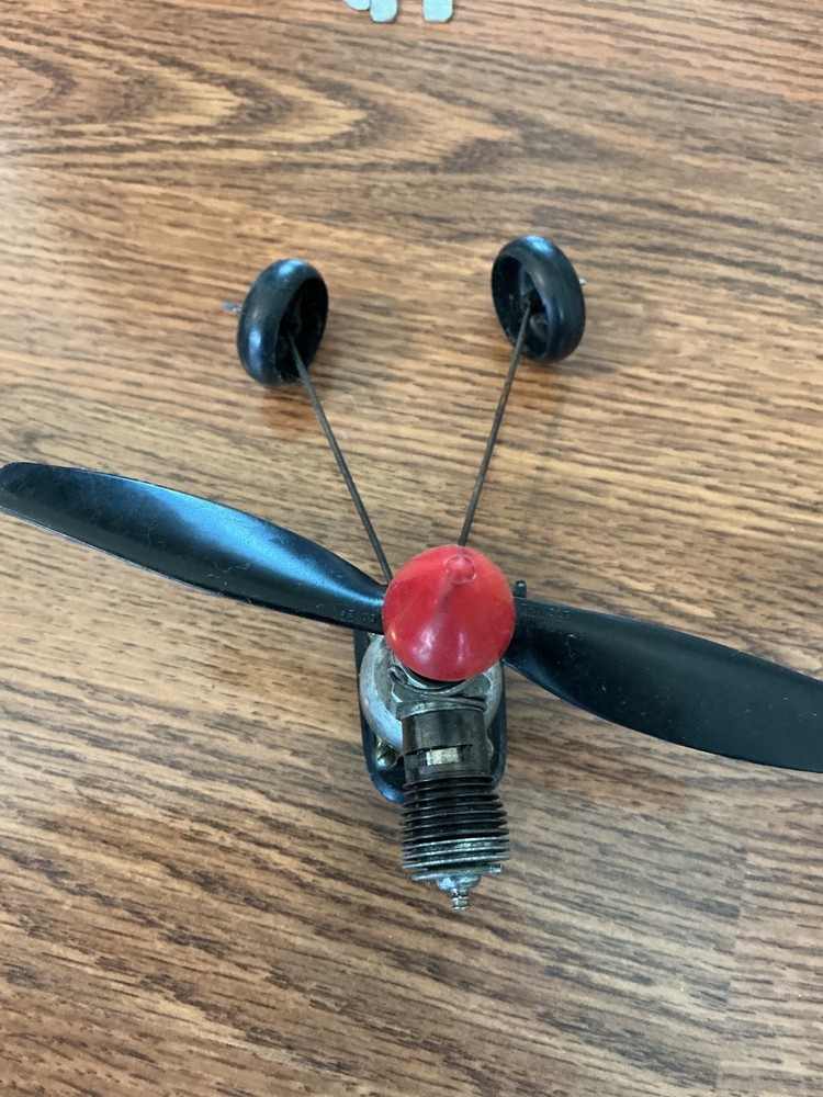 Rare Vintage Cox Model Engine, used.