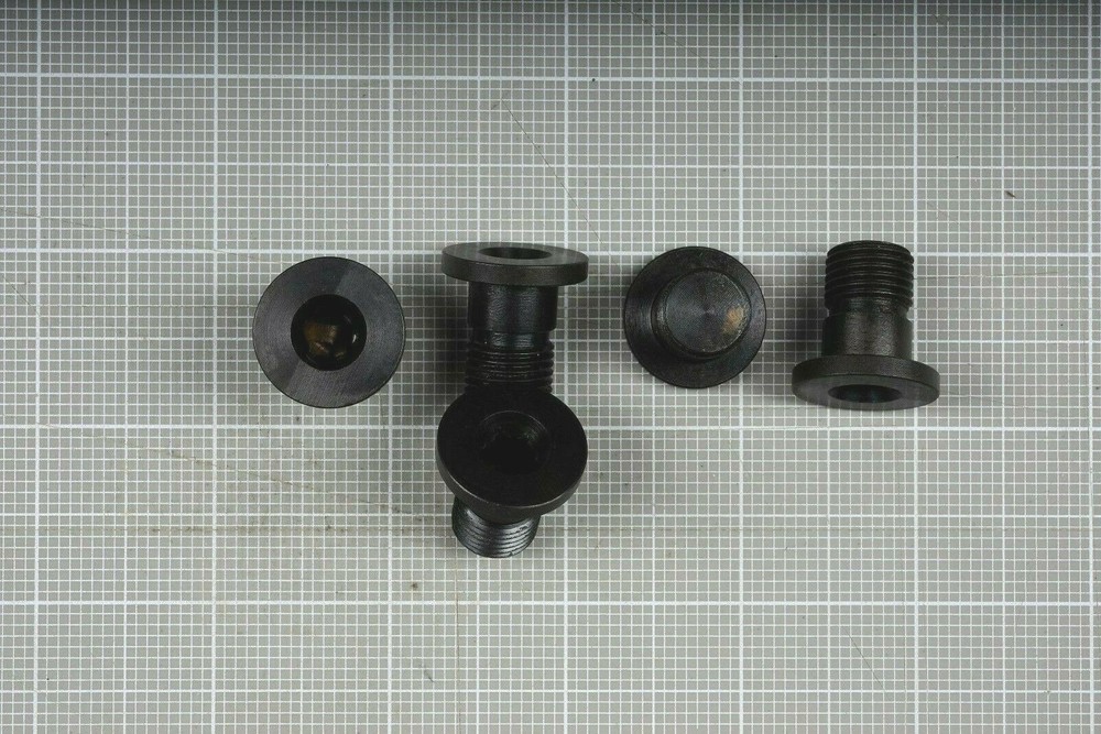 10 DOTCO SCREWS # 14-2571